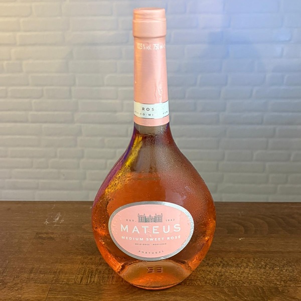 Mateus Rose Medium Sweet 750 cl